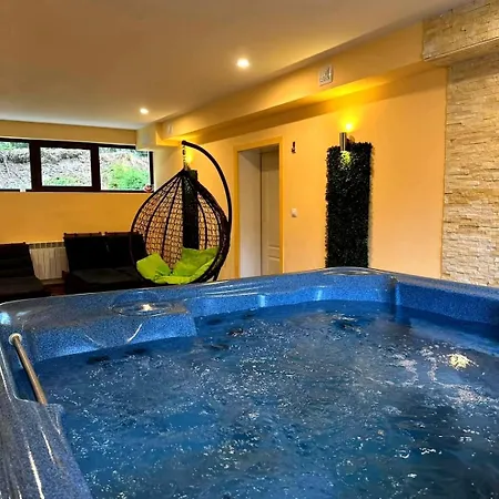 דירה Nordic Sunset Retreat *